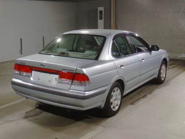 Nissan SUNNY