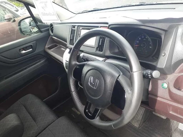 Honda N WGN