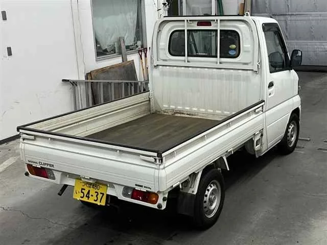 Nissan CLIPPER TRUCK