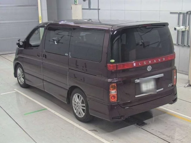 Nissan ELGRAND