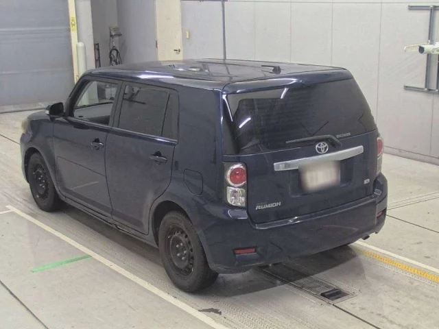 Toyota COROLLA RUMION