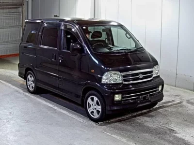 Daihatsu ATRAI SEVEN