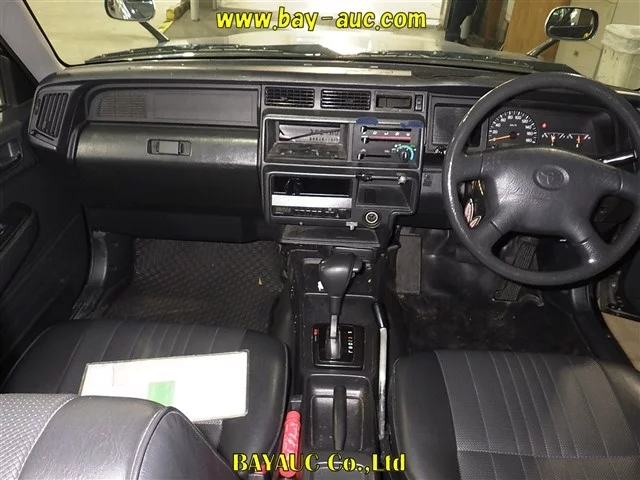 Toyota CROWN COMFORT