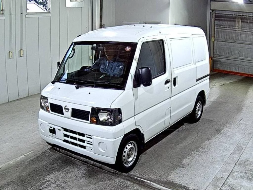 Nissan CLIPPER VAN