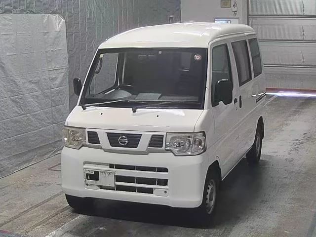 Nissan CLIPPER VAN