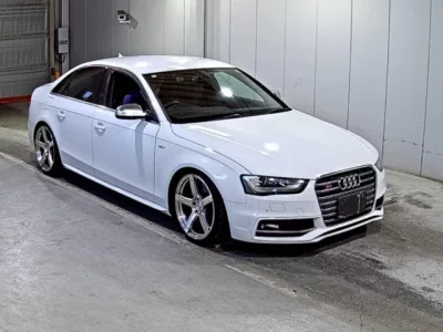 Audi S4