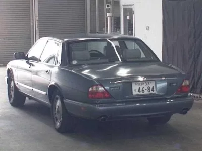 Jaguar XJ SERIES