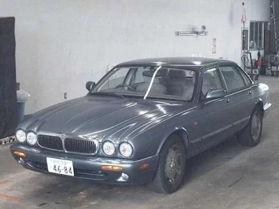 Jaguar XJ SERIES