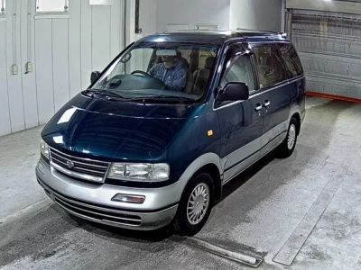 Nissan LARGO