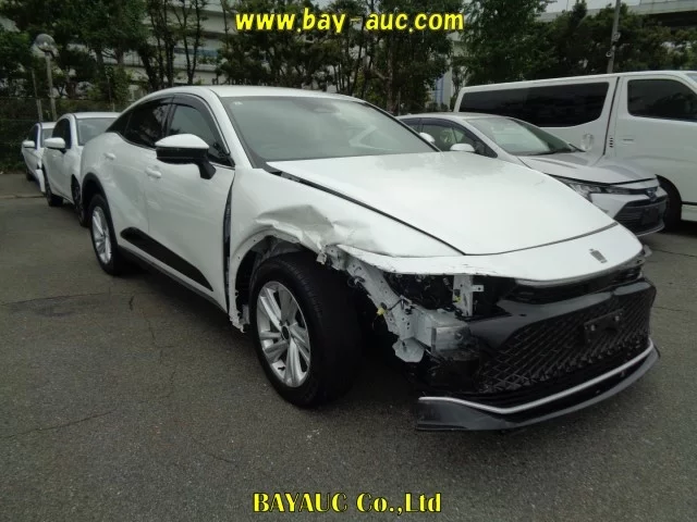 Toyota CROWN CROSSOVER