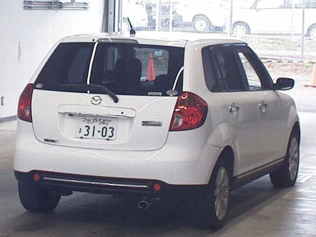 Mazda VERISA