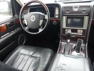 Ford LINCOLN NAVIGATOR