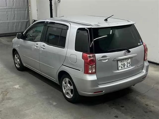 Toyota RAUM