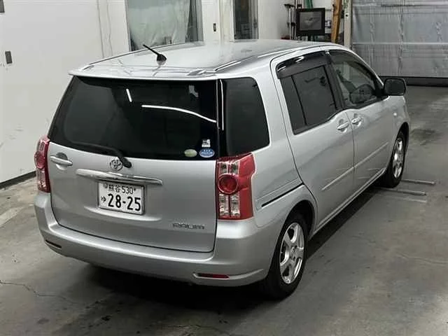 Toyota RAUM