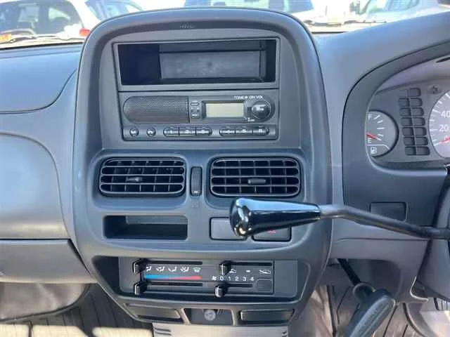 Nissan DATSUN PICKUP