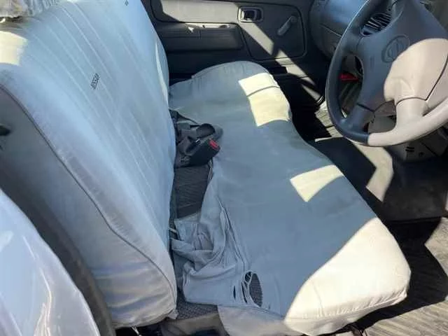 Nissan DATSUN PICKUP