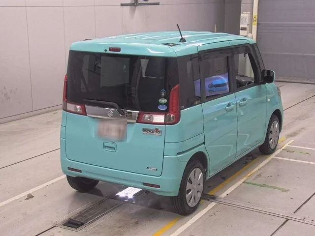 Suzuki SPACIA