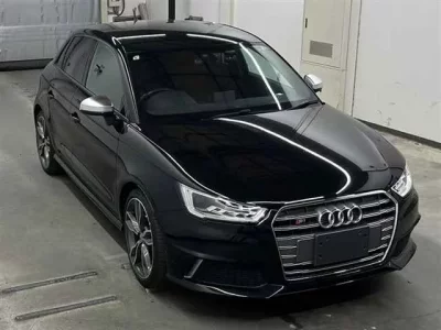 Audi S1