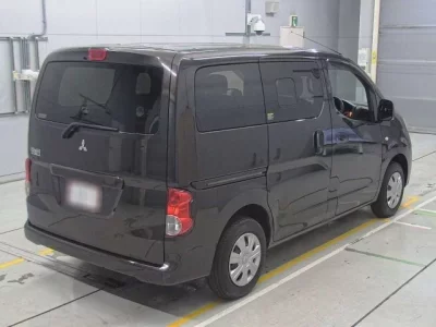 Mitsubishi DELICA D3