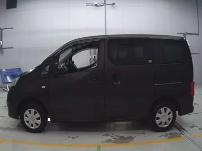 Mitsubishi DELICA D3