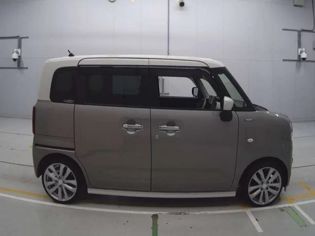 Suzuki WAGON R SMILE