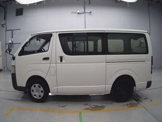 Toyota REGIUS ACE VAN