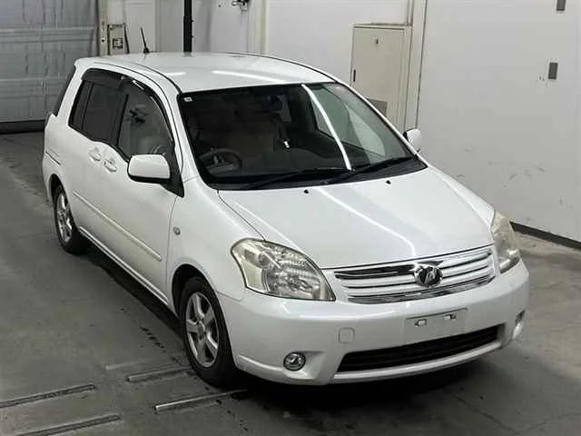 Toyota RAUM