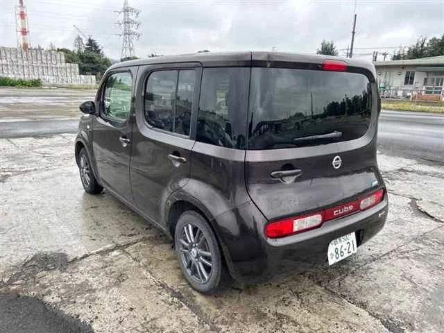 Nissan CUBE