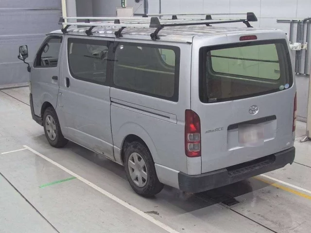 Toyota REGIUS ACE VAN