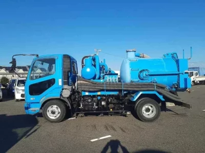 Mitsubishi FUSO FIGHTER