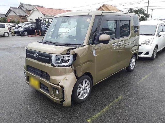 Toyota PIXIS MEGA