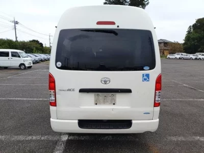 Toyota REGIUS ACE VAN