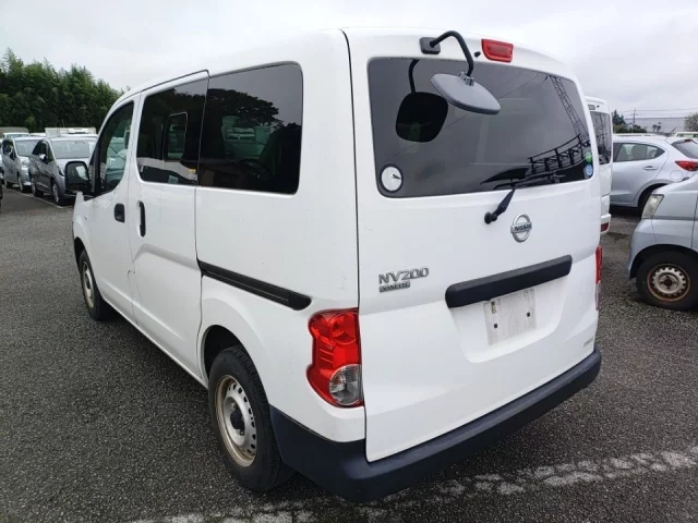 Nissan NV200