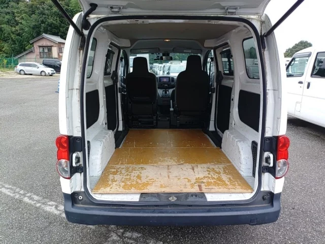 Nissan NV200