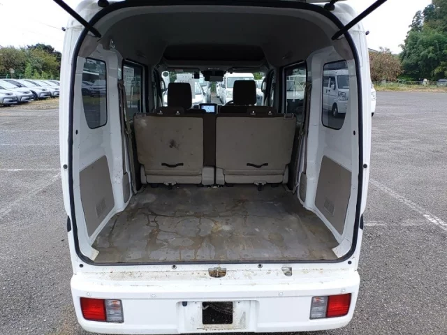 Nissan CLIPPER VAN