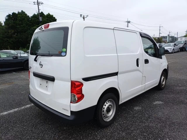 Nissan NV200