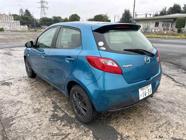 Mazda DEMIO