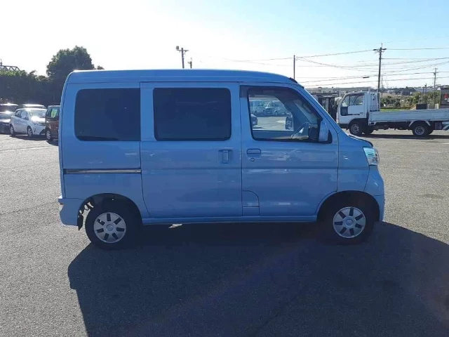 Toyota PIXIS VAN