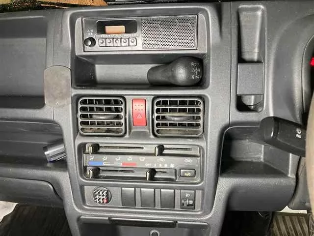 Nissan CLIPPER TRUCK