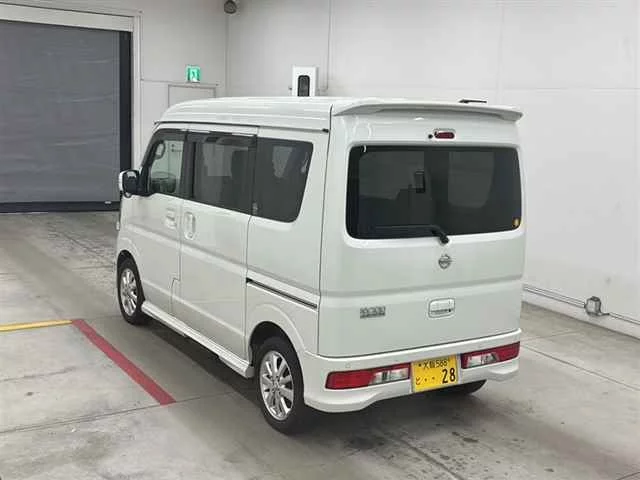 Nissan CLIPPER RIO