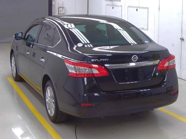 Nissan SYLPHY