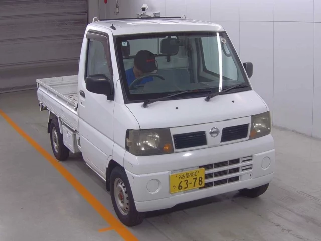 Nissan CLIPPER TRUCK