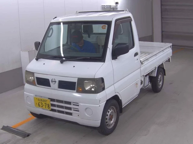 Nissan CLIPPER TRUCK