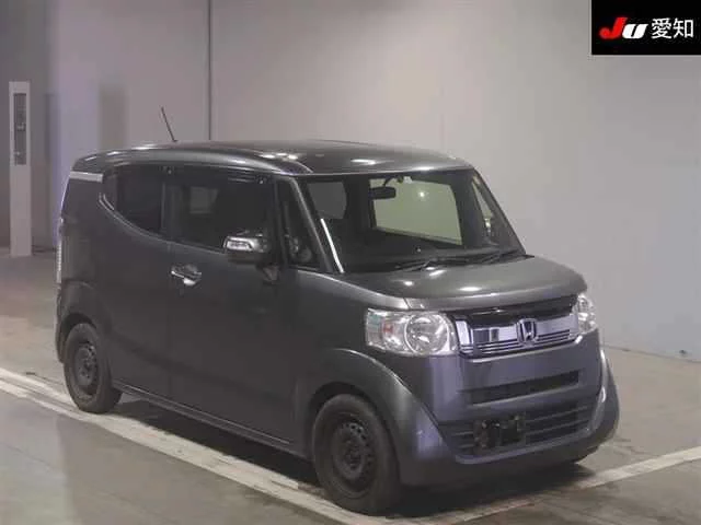 Honda N BOX SLASH