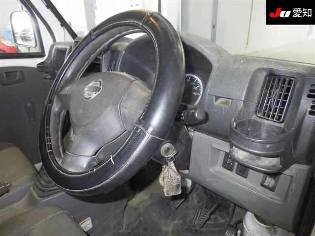 Nissan CLIPPER TRUCK