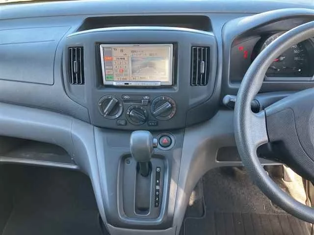 Nissan NV200