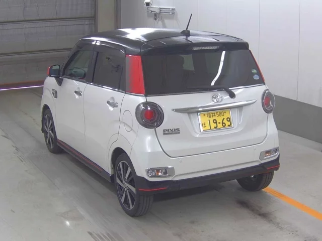 Toyota PIXIS JOY