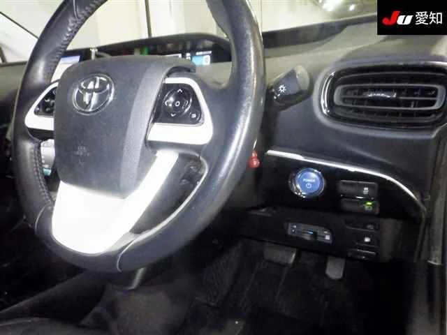 Toyota PRIUS PHV