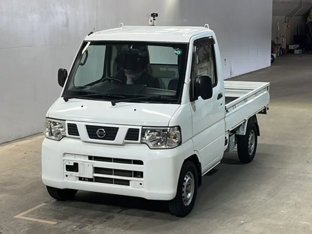 Nissan CLIPPER TRUCK