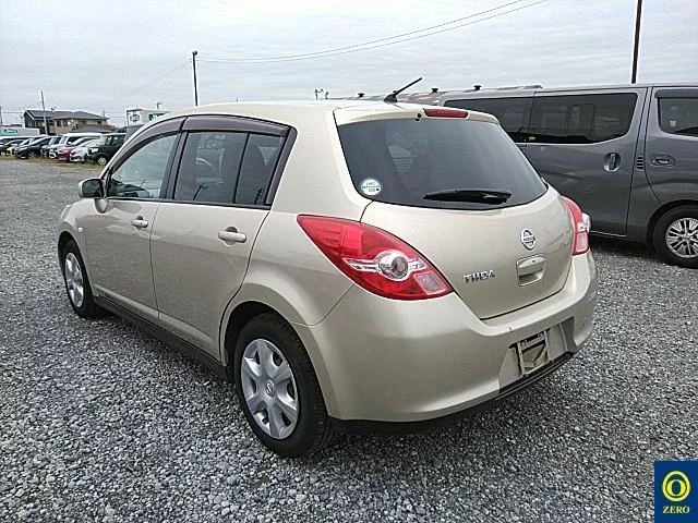 Nissan TIIDA